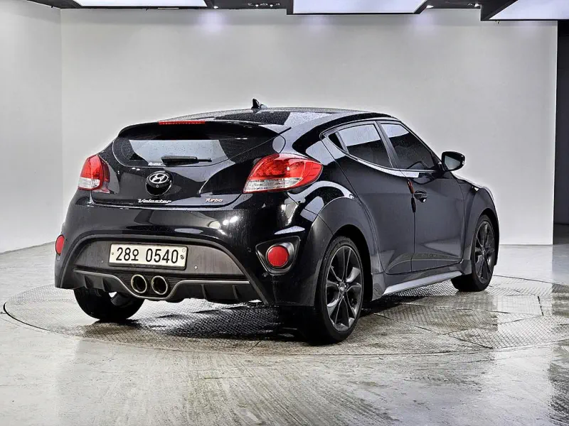 Hyundai Veloster