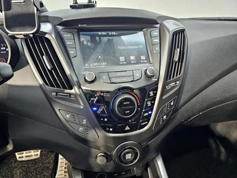 Hyundai Veloster