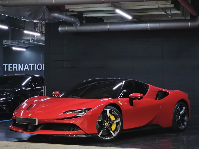 Ferrari SF90