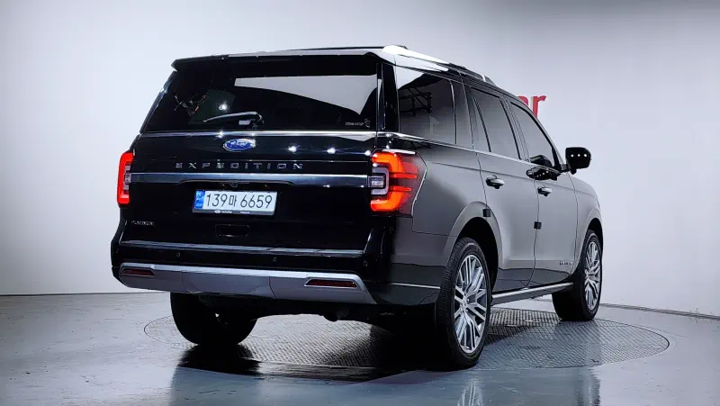 Ford Expedition