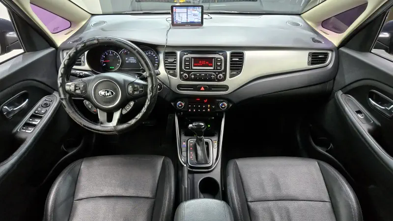Kia Carens