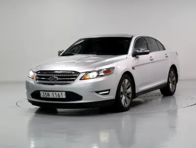 Ford Taurus