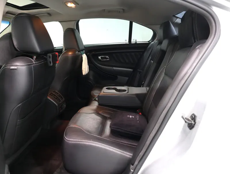 Ford Taurus