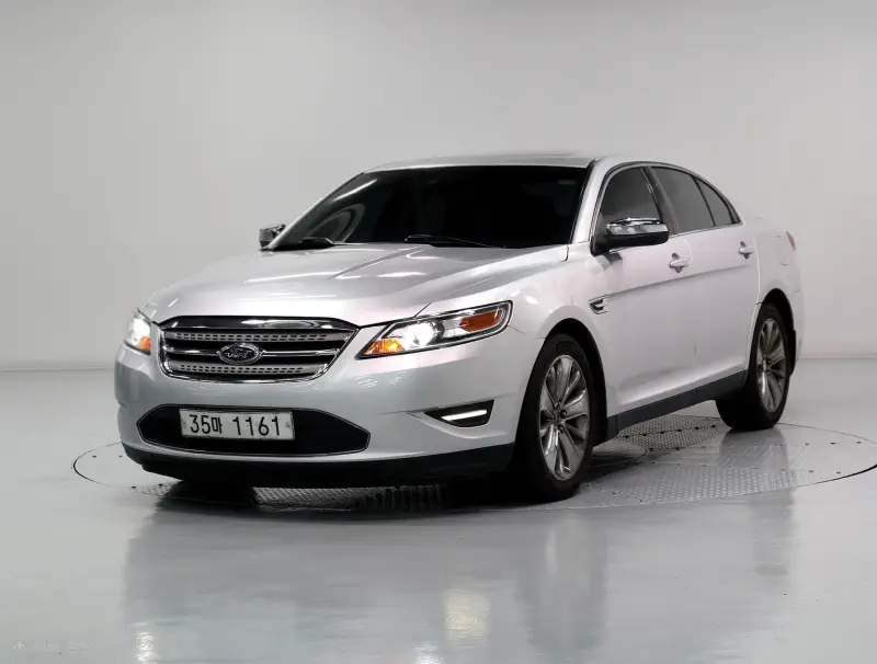 Ford Taurus