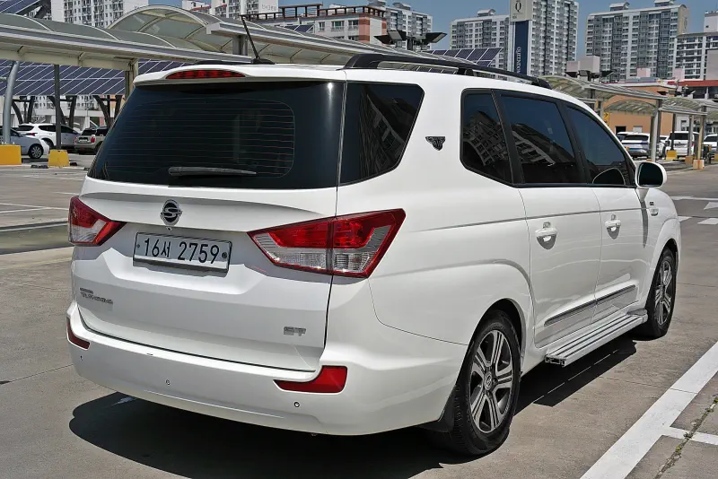 SsangYong Korando Turismo