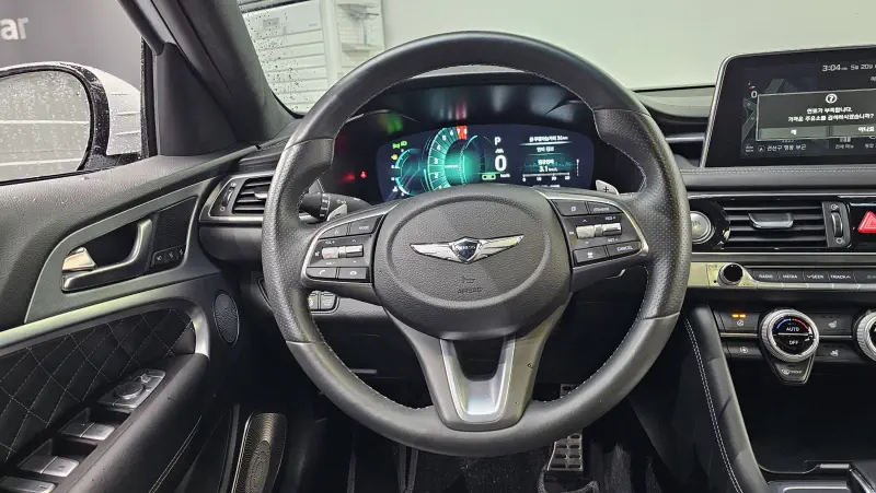 Genesis G70