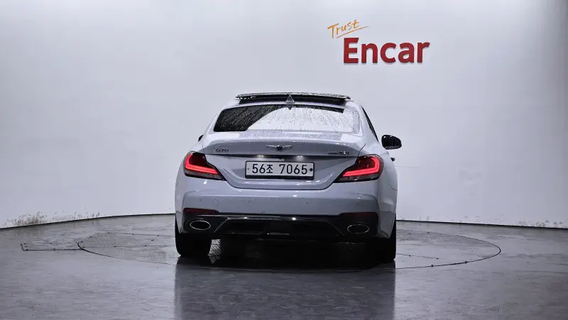 Genesis G70