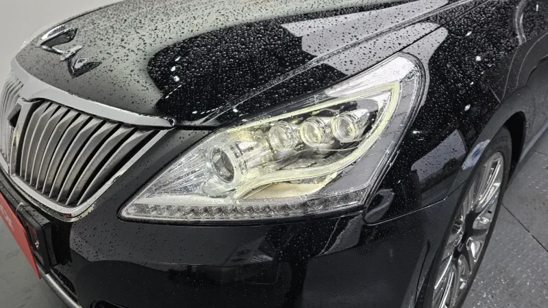 Hyundai Equus
