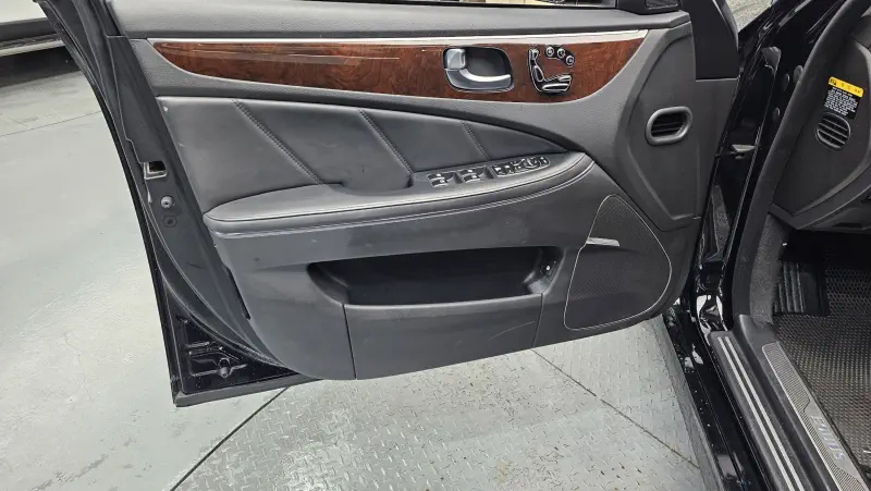 Hyundai Equus