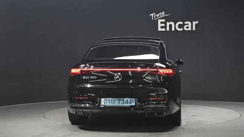 Mercedes-Benz EQS