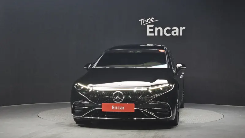 Mercedes-Benz EQS