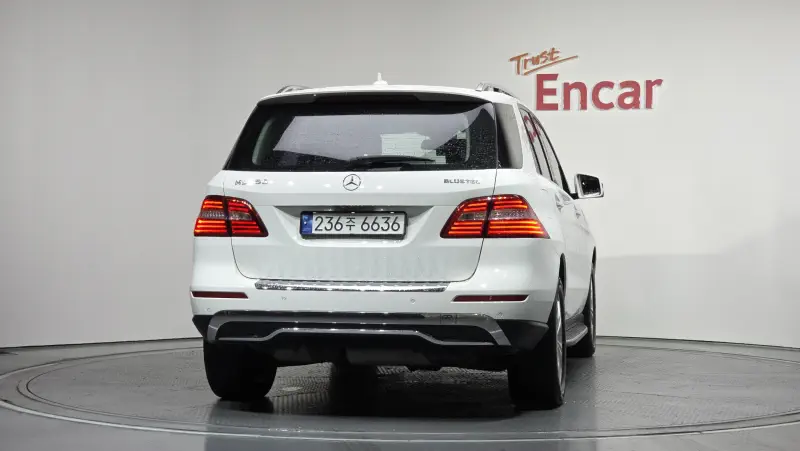Mercedes-Benz M-class