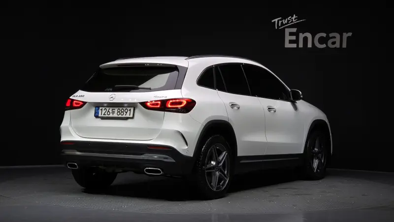 Mercedes-Benz GLA-Class
