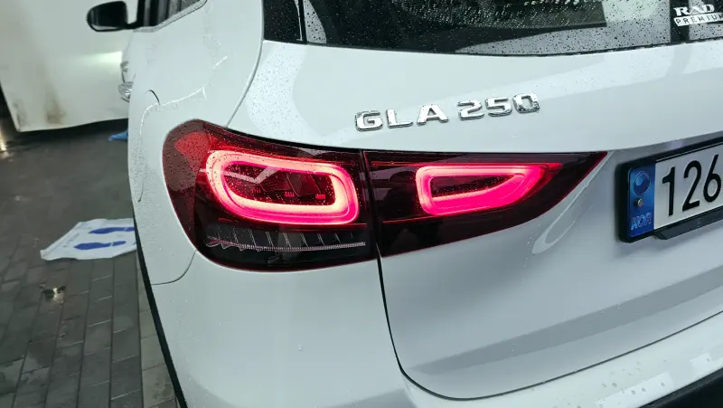 Mercedes-Benz GLA-Class