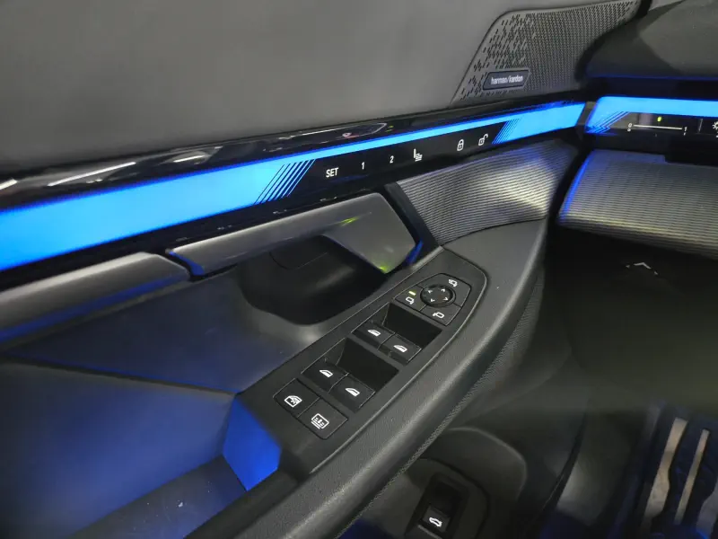 BMW i5