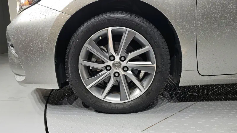 Lexus ES300h