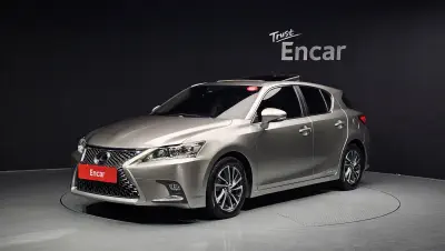 Lexus CT200h