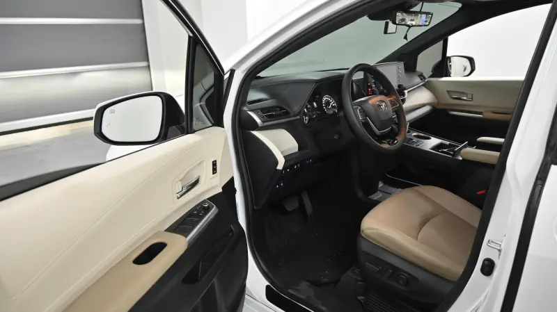 Toyota Sienna