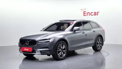 Volvo V90