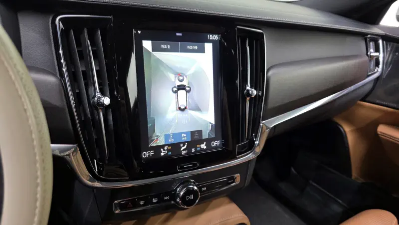 Volvo V90