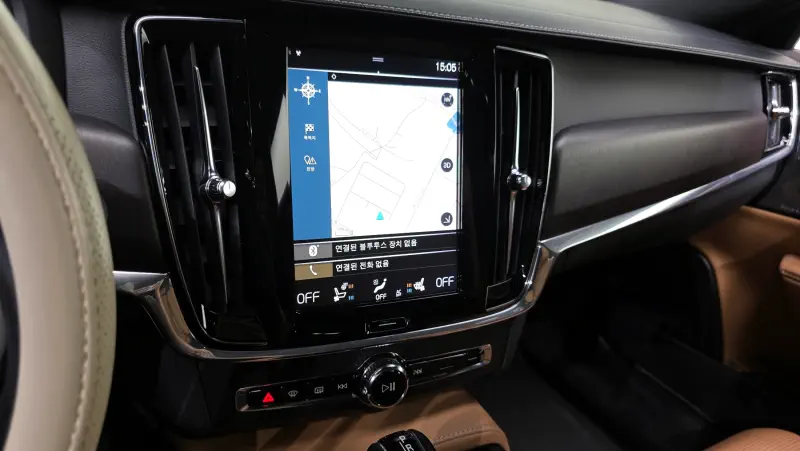Volvo V90