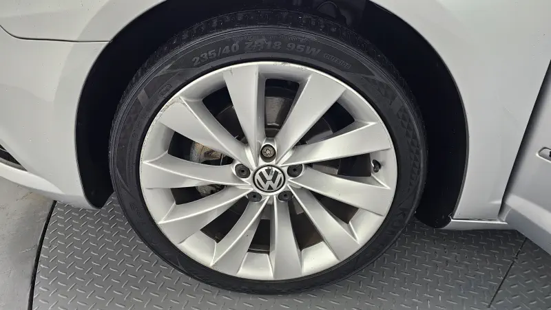 Volkswagen Passat CC