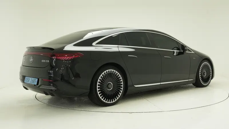 Mercedes-Benz EQS