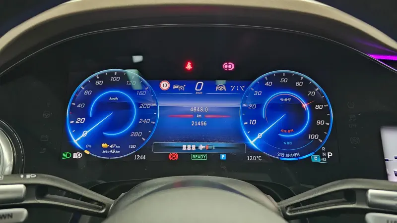 Mercedes-Benz EQS