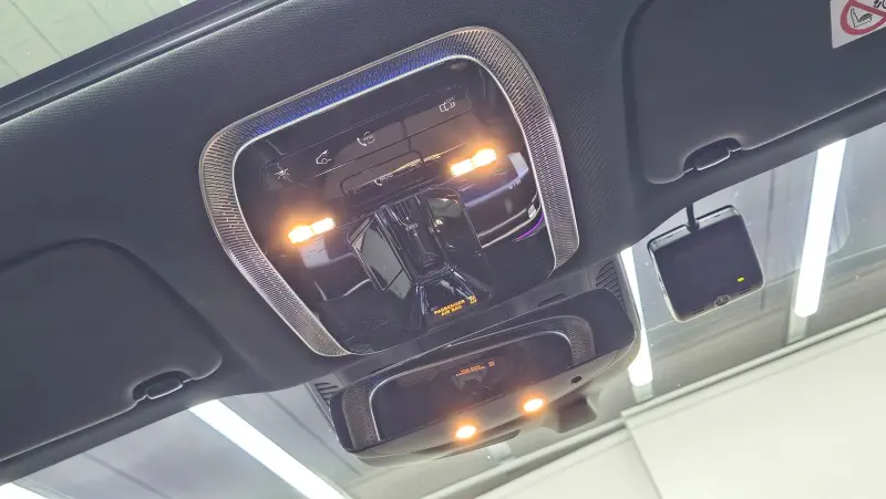 Mercedes-Benz EQS