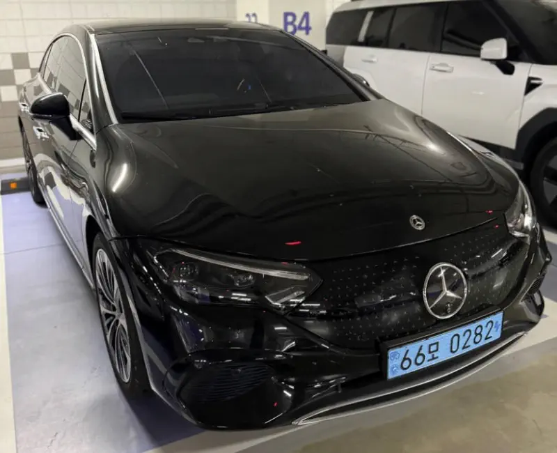 Mercedes-Benz EQE