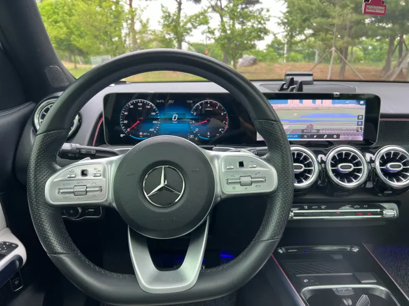 Mercedes-Benz GLB-Class