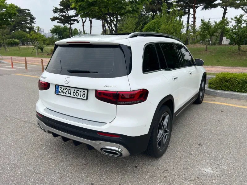 Mercedes-Benz GLB-Class