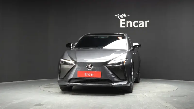 Lexus RZ450e