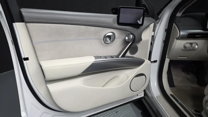 Genesis GV60