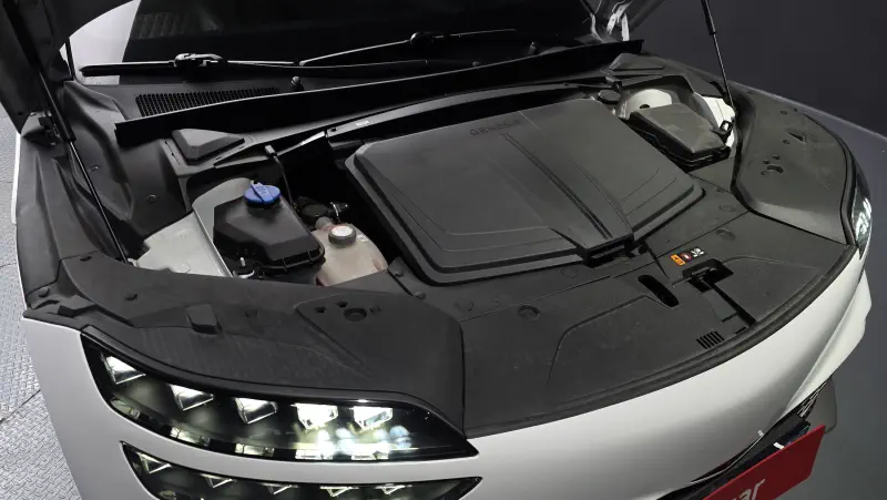 Genesis GV60