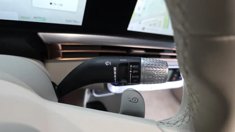 Genesis GV60