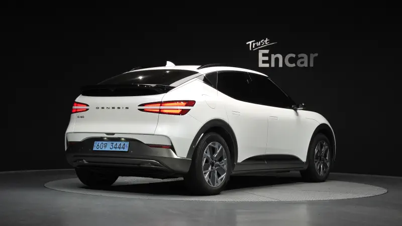 Genesis GV60