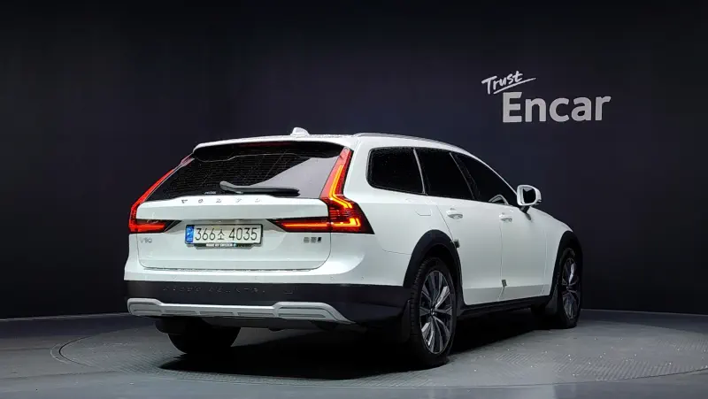 Volvo V90