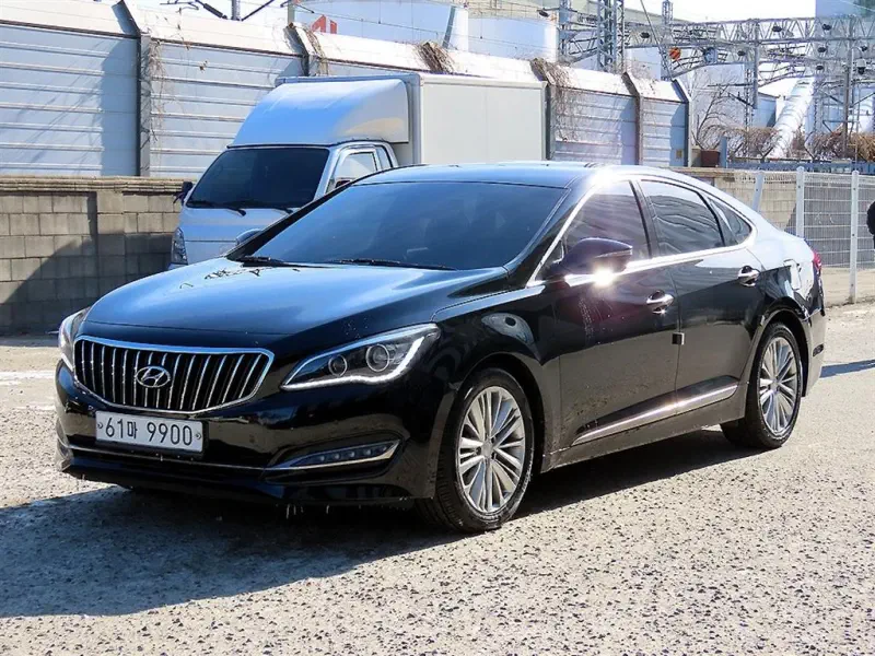 Hyundai Aslan