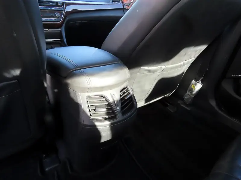 Hyundai Aslan