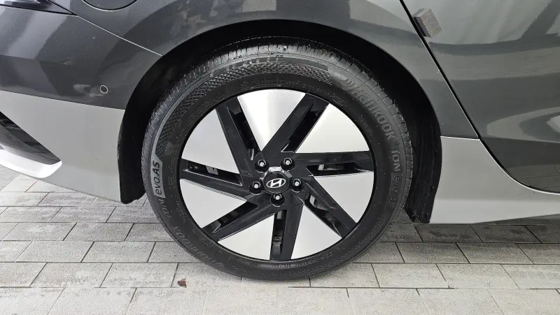 Hyundai Ioniq 6