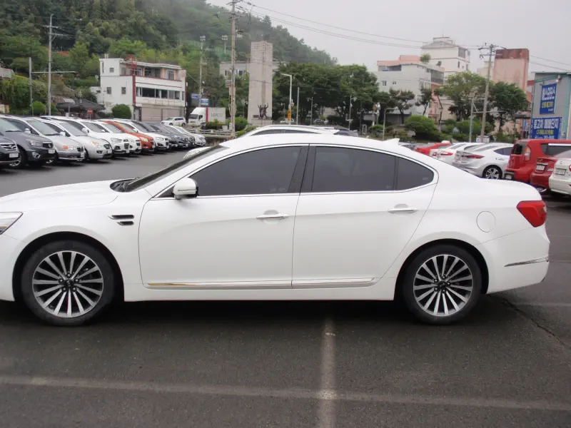 Kia K7