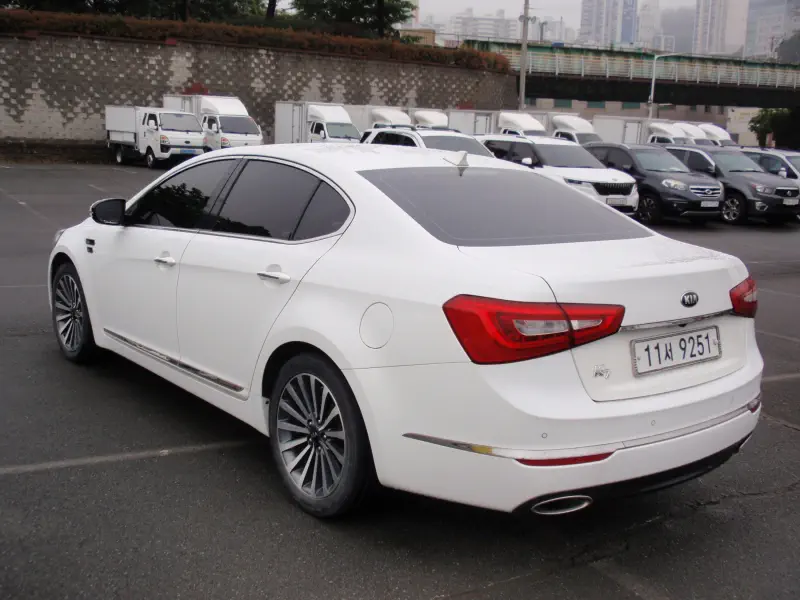 Kia K7