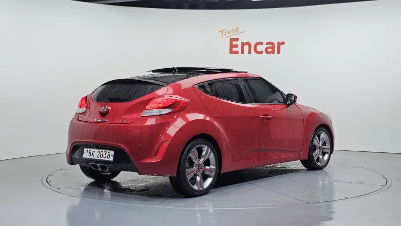 Hyundai Veloster