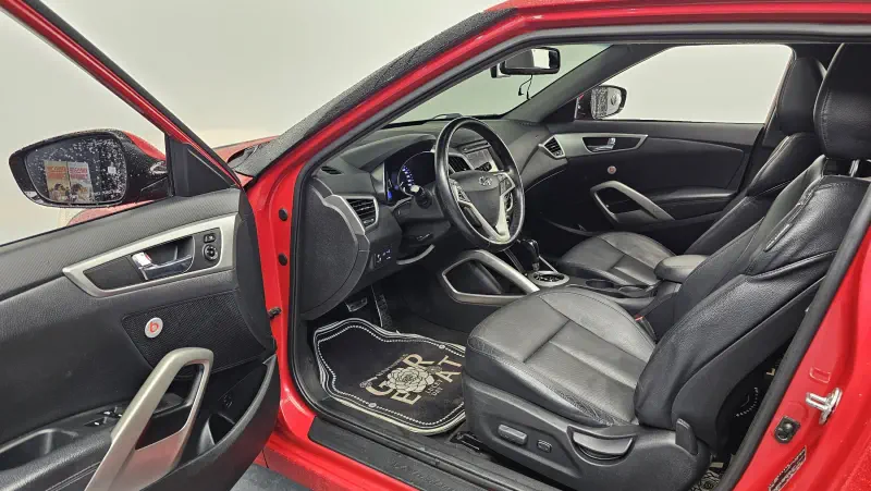 Hyundai Veloster
