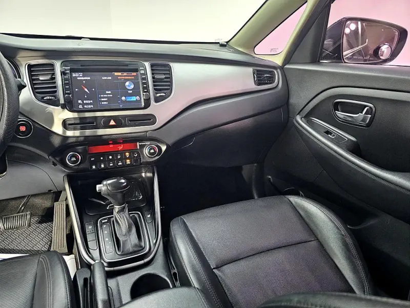 Kia Carens