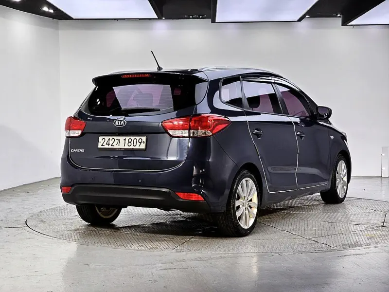 Kia Carens