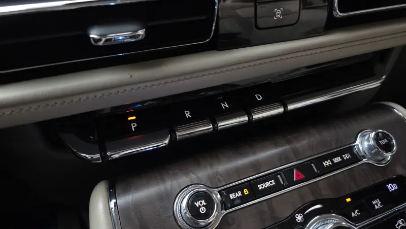 Lincoln Aviator