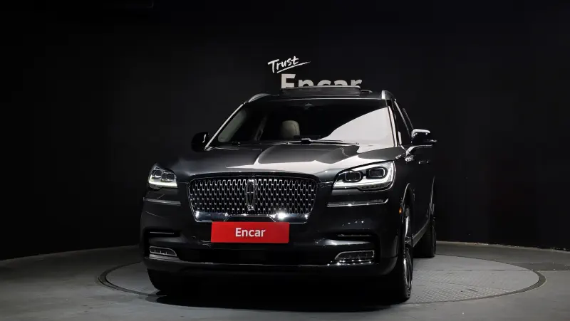 Lincoln Aviator