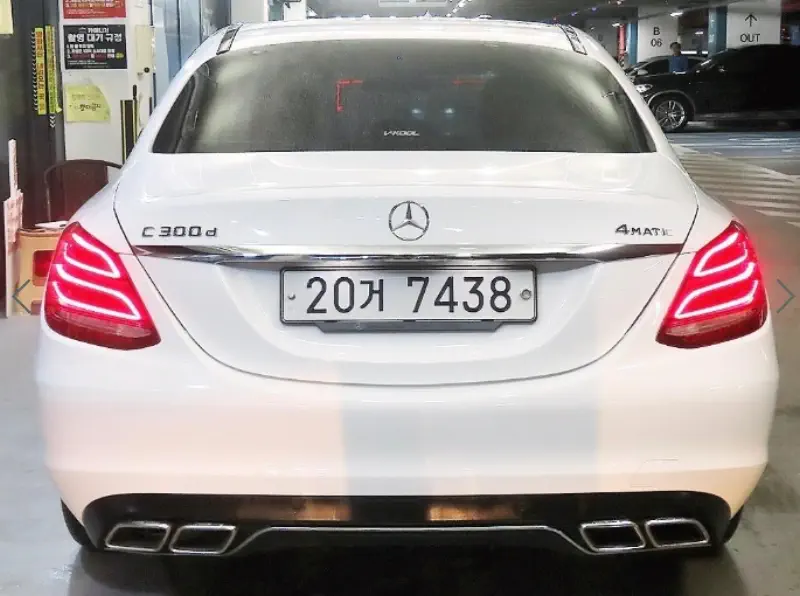 Mercedes-Benz C-Class